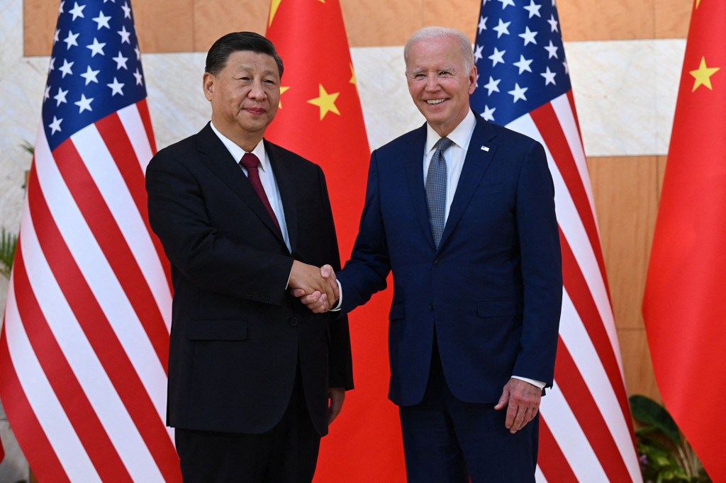 Biden e Xi enfatizam que precisam trabalhar juntos enquanto se reúnem para negociações